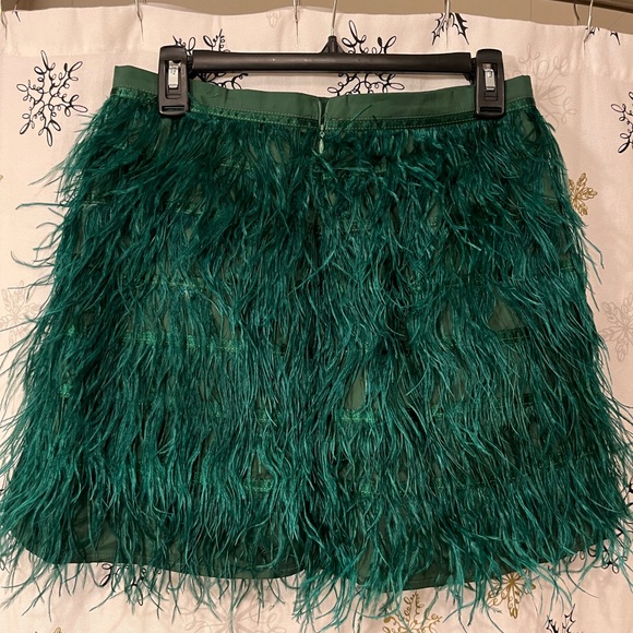 Queen of Sparkles Green Feathers Skort - Picture 5 of 6